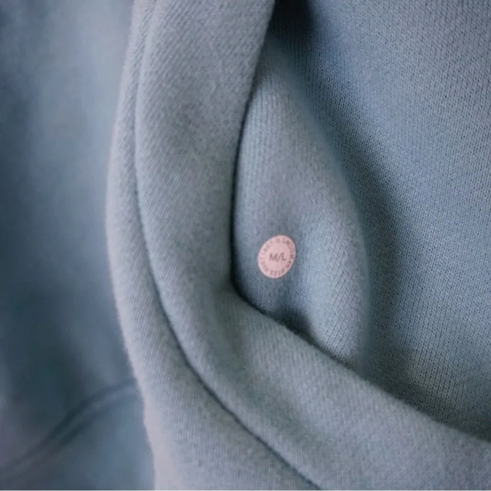 Lululemon Scuba Half Zip with Hood | Blue | Size M/L - Picture 7 of 9
